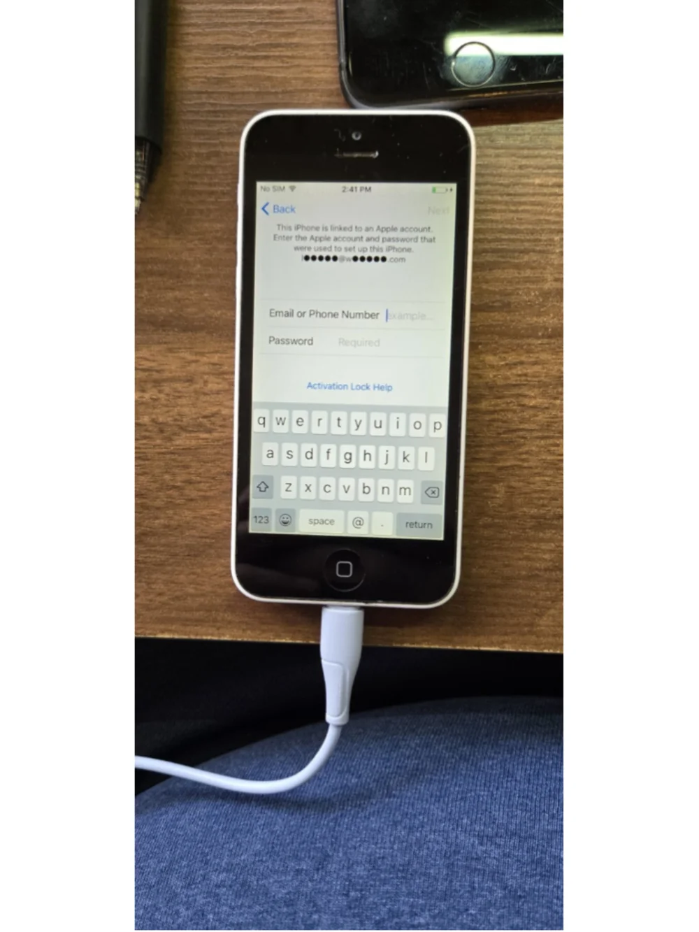 Apple iPhone 5c - 16GB - White (locked)